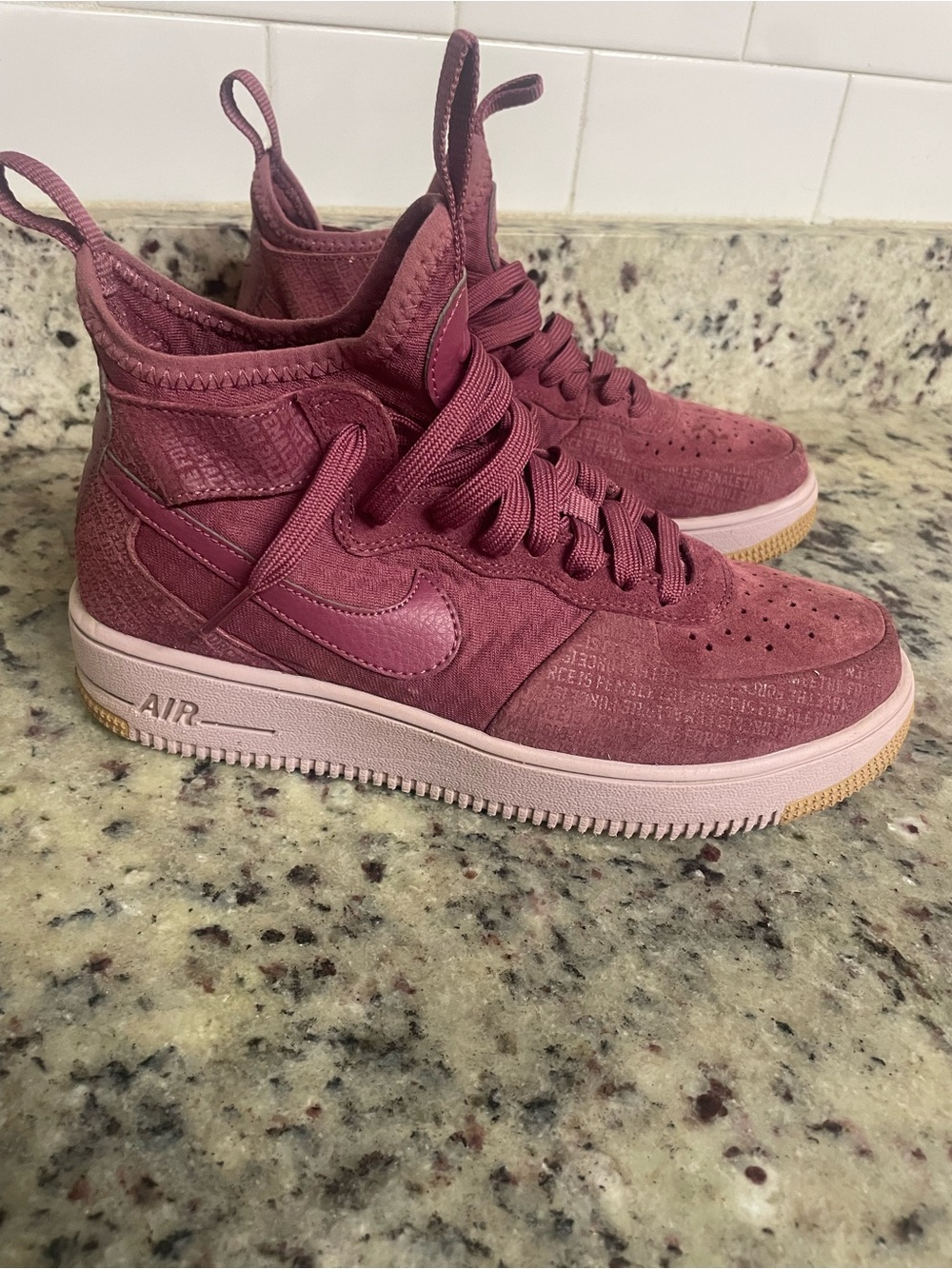 Nike Women's Air Force 1 Ultraforce Mid Force is Female sneakers Wine size 7.5